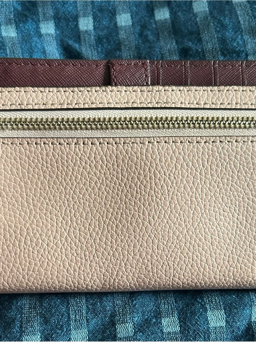Kate Spade Veronica slim bi fold Pebbled Leather Wallet - ballet pink outside